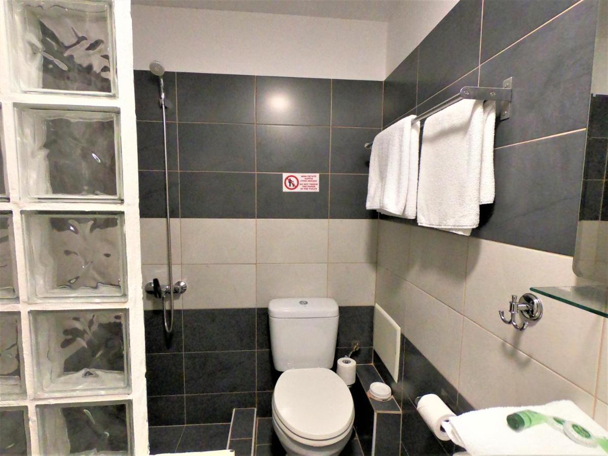 Achillion Hotel 피레아스 외부 사진