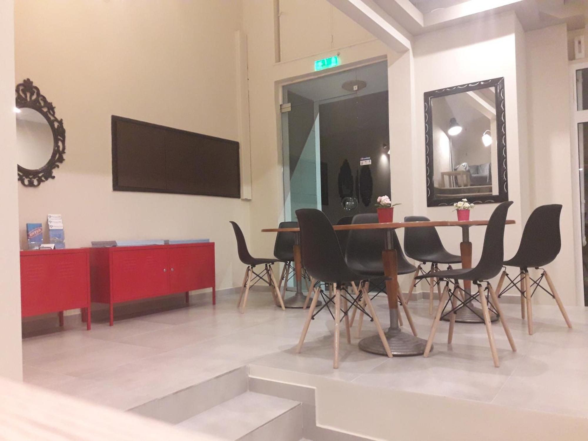 Achillion Hotel 피레아스 외부 사진