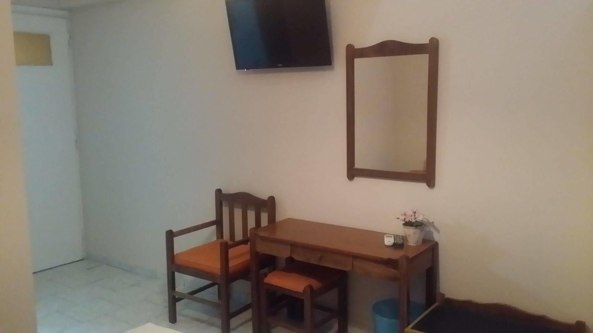 Achillion Hotel 피레아스 외부 사진