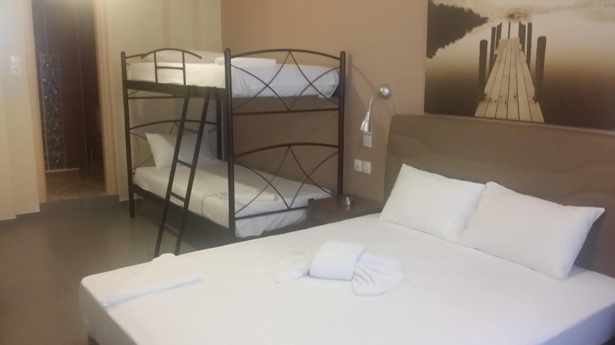 Achillion Hotel 피레아스 외부 사진
